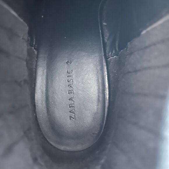 Zara Chunky Leather Lug Sole Black Chelsea Boots Ankle Heel Pointed Toe Size 9 - Picture 3 of 7